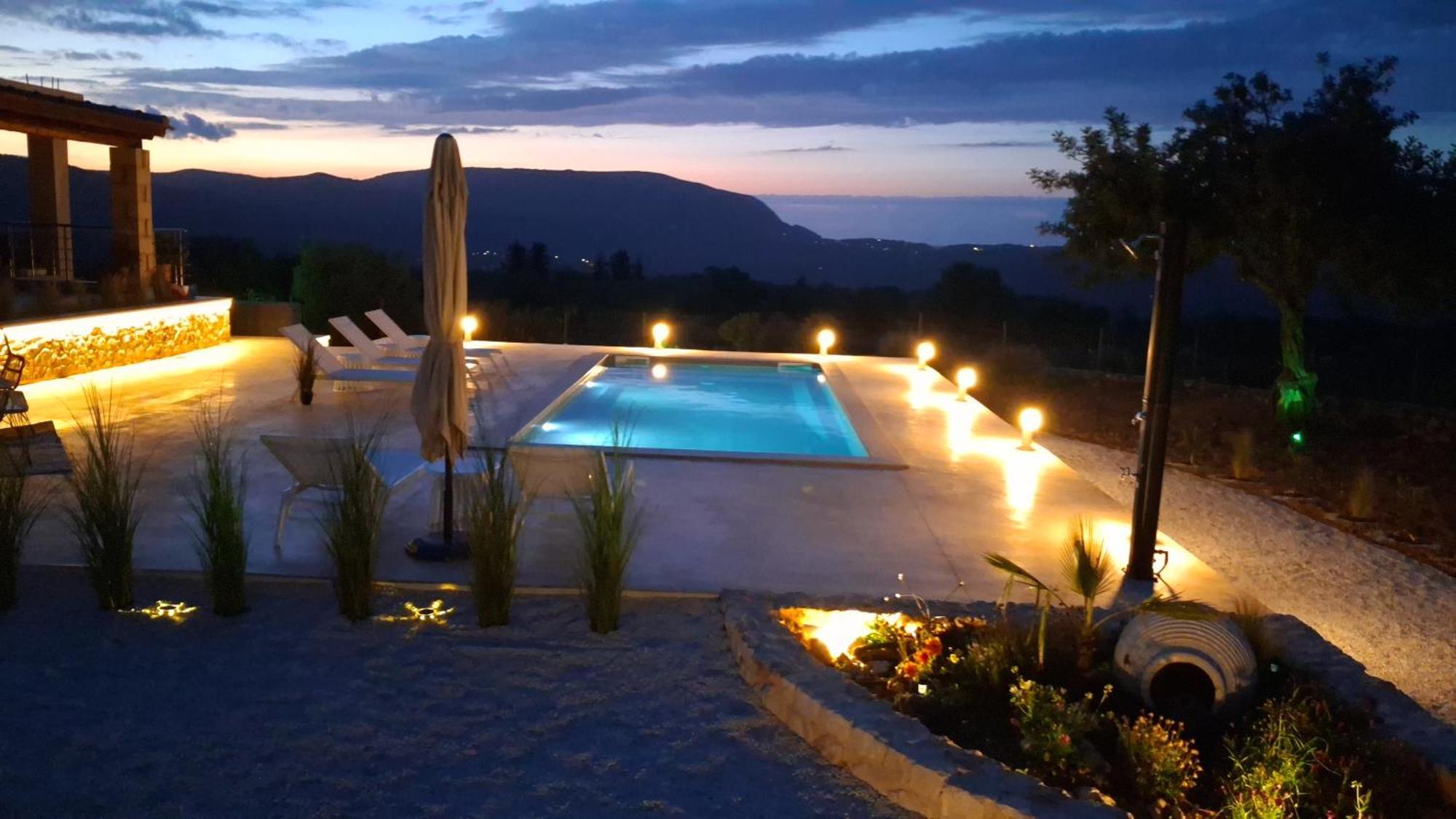 Stone Villa Halepa With Panoramic View. Neon Khorion  外观 照片